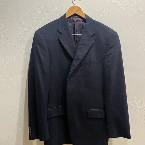 Joseph Abboud Navy Sport Coat (AMAZING CONDITION) - Picture 4 of 6